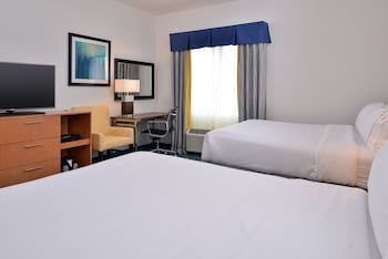 Holiday Inn Express & Suites West Ocean City