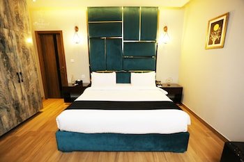 Orchard Hotel Lahore