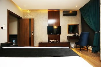 Orchard Hotel Lahore