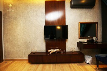 Orchard Hotel Lahore
