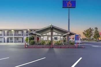 Motel 6 Willows