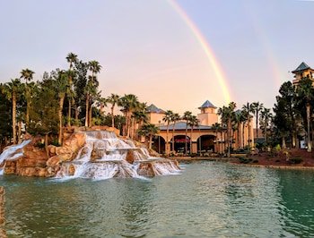CasaBlanca Resort