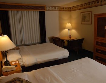 CasaBlanca Resort