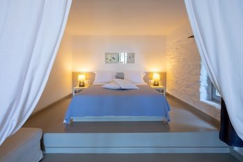 Kea Village Suites & Villa