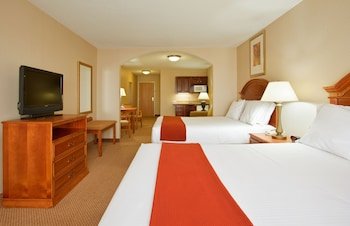 Holiday Inn Express & Suites Logansport