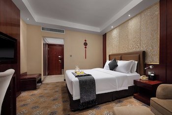 Huatian Hotel