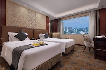 Huatian Hotel