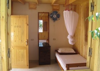 Sharks Bay Umbi Diving Village