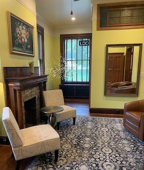 The Hygrade Inn