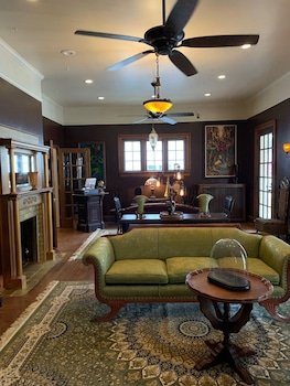 The Hygrade Inn