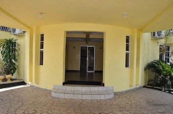 Tamarind Tree Resort Hotel