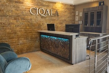 Ciqala Luxury Home Suites