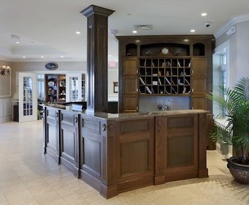 Madison Beach Hotel, Curio Collection by Hilton