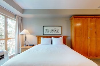 Whistler Peak Lodge