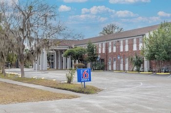 Motel 6 Ocala Conference Center
