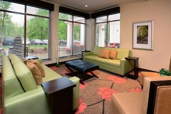 Hilton Garden Inn Greensboro Airport