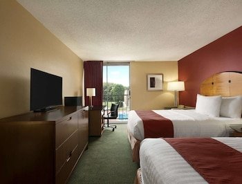 Baymont by Wyndham Salem Roanoke Area