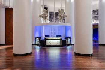 The Saint Hotel, Autograph Collection