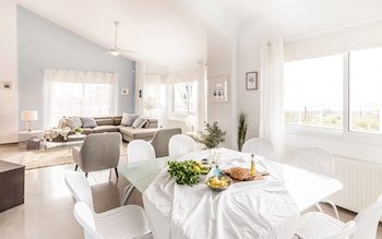 Villa Olivia