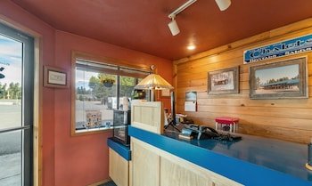 Willamette Pass Inn