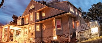 The Stonewall Jackson Inn