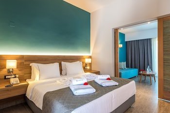 Solimar Aquamarine Hotel