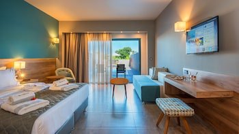 Solimar Aquamarine Hotel