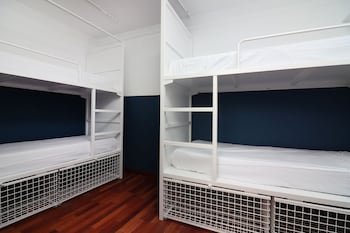Feel Hostel City Center