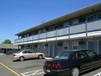 Mayflower Motel