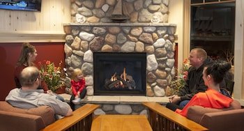 Park Point Marina Inn