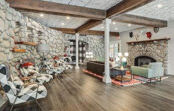 Creekstone Inn