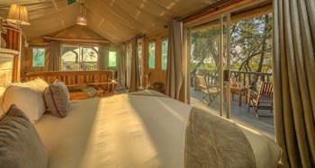 Xaro Lodge