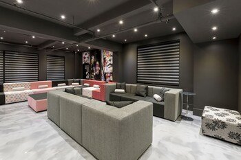 Holland Hotel By Simplissimmo