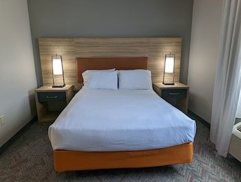 Candlewood Suites Wilson