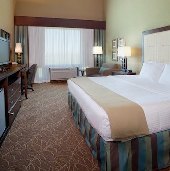 Holiday Inn Express Hotel & Suites Logan