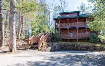 Hemlock Manor