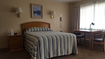 Bristlecone Motel