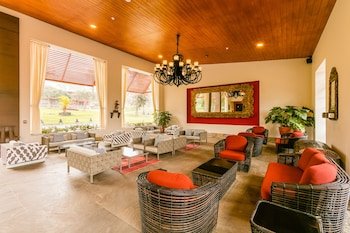 Decameron El Pueblo