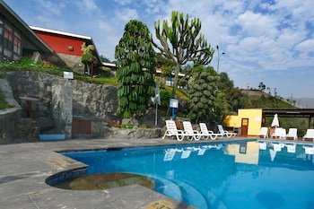 Decameron El Pueblo