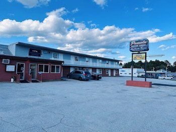 Pamola Motor Lodge