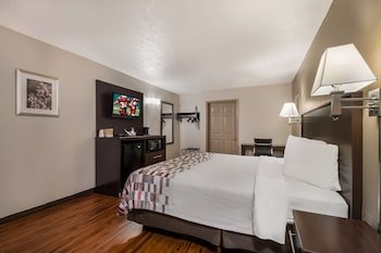 Red Roof Inn Crossville