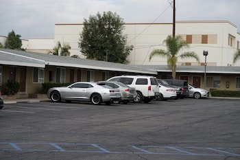 Sands Motel
