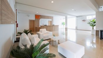 B2 Phayao Boutique & Budget Hotel