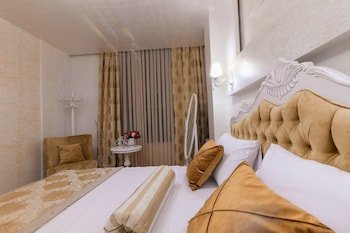 Iberia Palace Hotel
