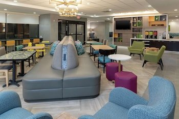 Home2 Suites by Hilton Indianapolis Airport