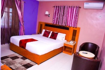 Milton Park Hotels & Resort