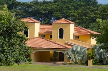Viva Tambor Vacation Residences