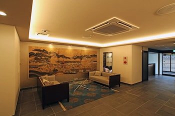 Rinn Gion Hanatouro