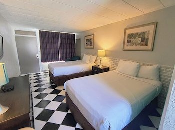 Monaco Motel