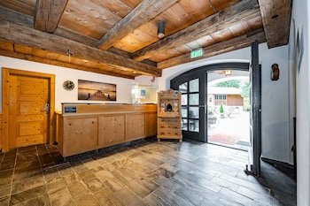 Adersberg Berghotel & Chalets